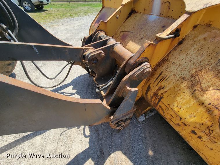 image for item FL9201 2005 John Deere 444J  wheel loader