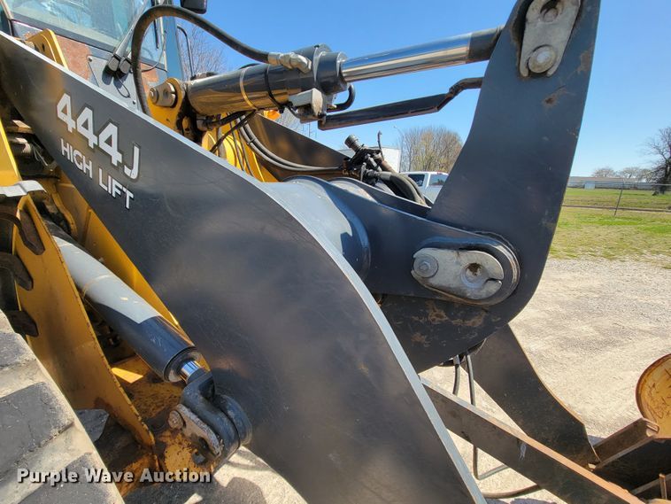 image for item FL9201 2005 John Deere 444J  wheel loader