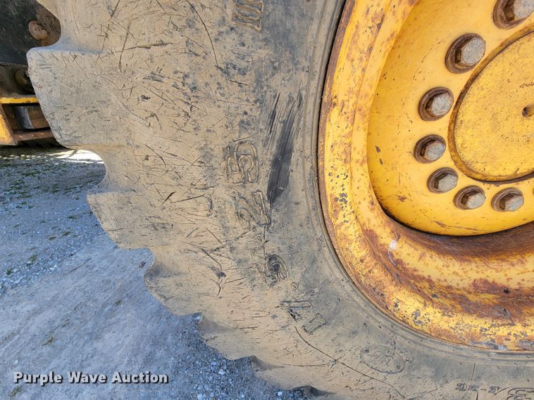 image for item FL9201 2005 John Deere 444J  wheel loader