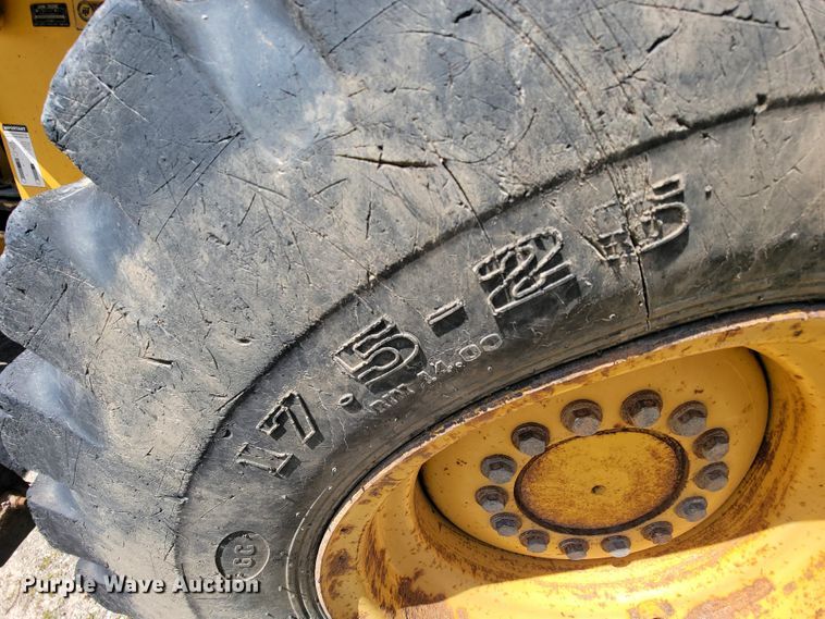 image for item FL9201 2005 John Deere 444J  wheel loader