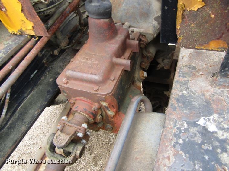 image for item GC9906 1961 P & H TC105  truck crane