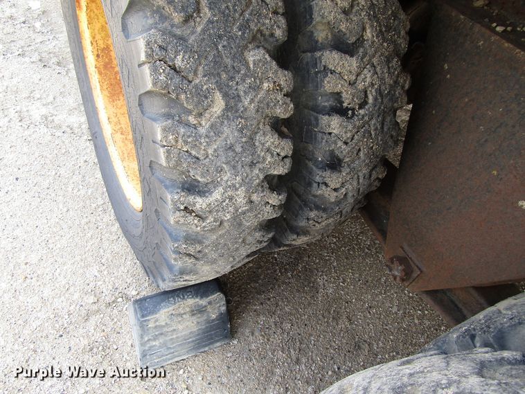 image for item GC9906 1961 P & H TC105  truck crane