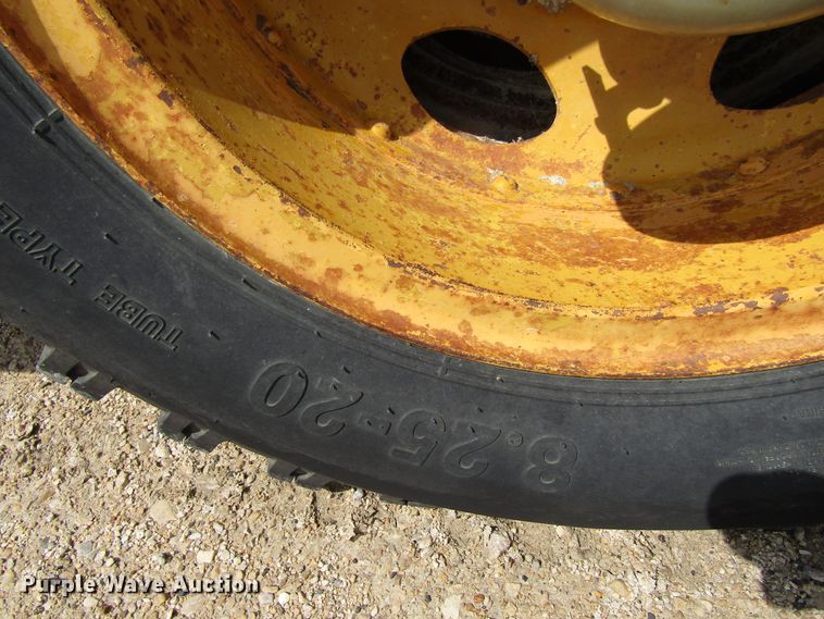 image for item GC9906 1961 P & H TC105  truck crane