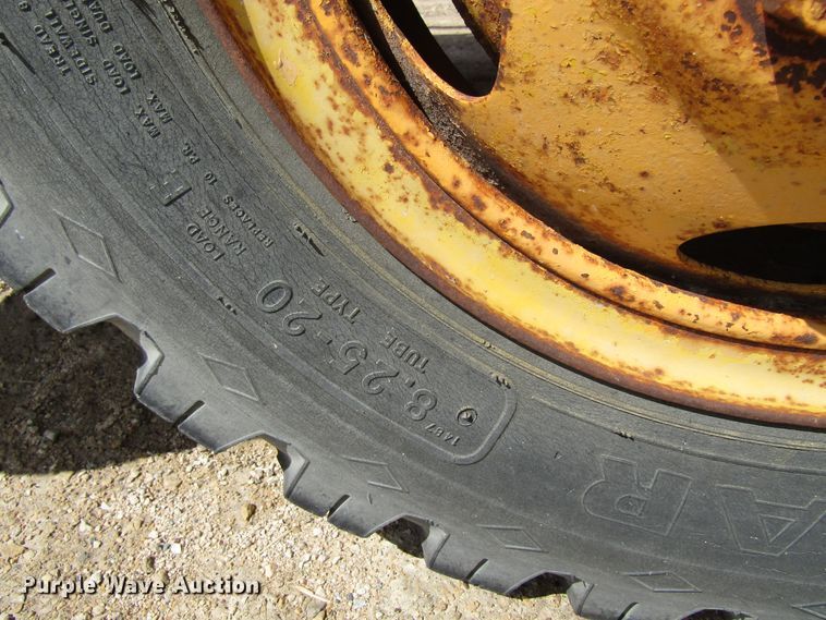 image for item GC9906 1961 P & H TC105  truck crane