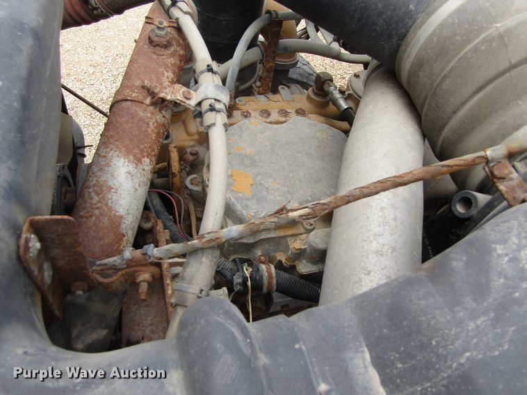 image for item GC9907 1999 International 2674  dump truck