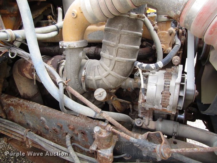 image for item GC9907 1999 International 2674  dump truck