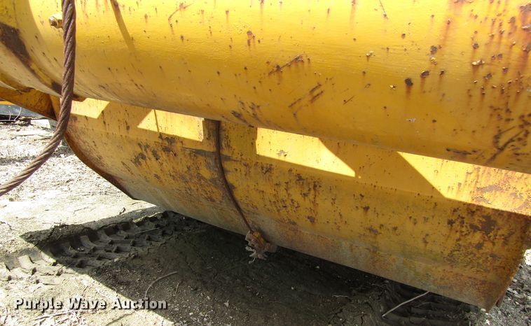 image for item GC9908 1957 Caterpillar 60  scraper