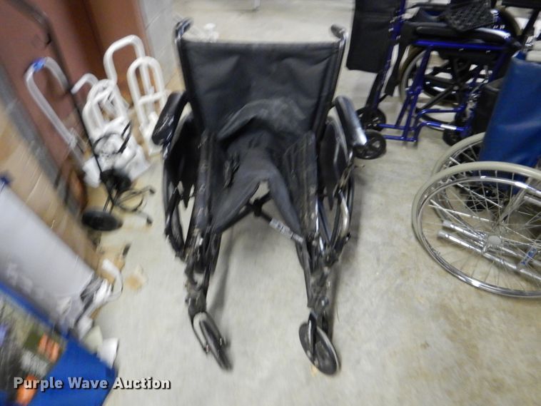 image for item GH9159 (11) wheelchairs