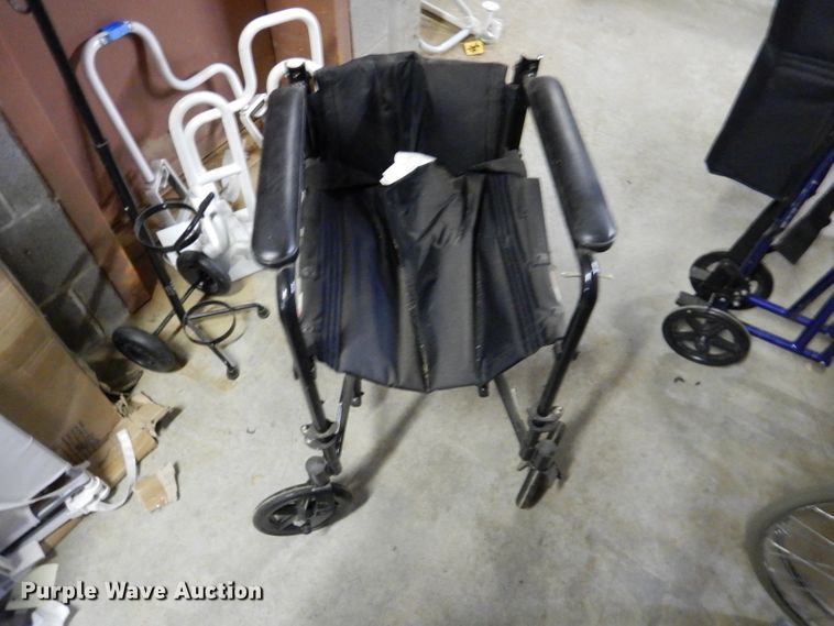 image for item GH9159 (11) wheelchairs