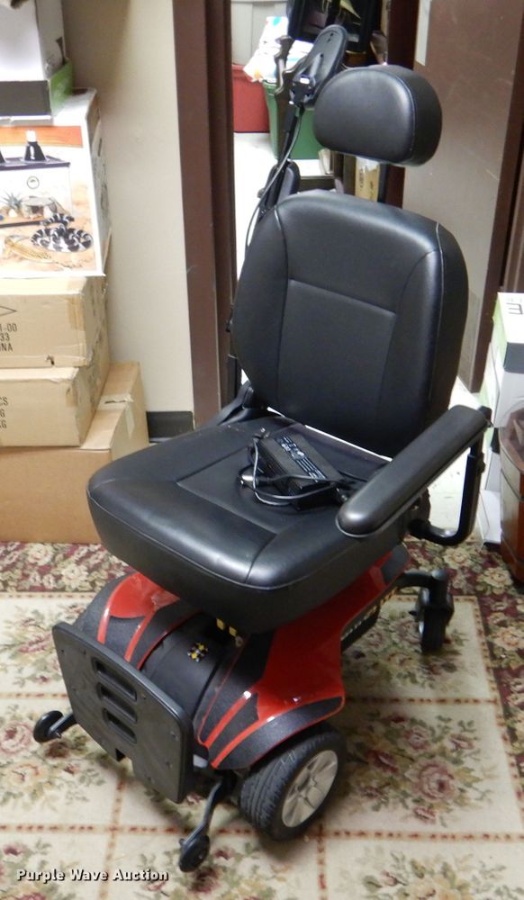 image for item GH9164 (2) powered wheelchairs