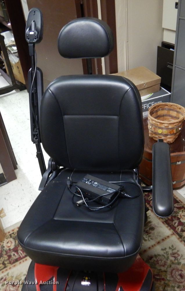 image for item GH9164 (2) powered wheelchairs