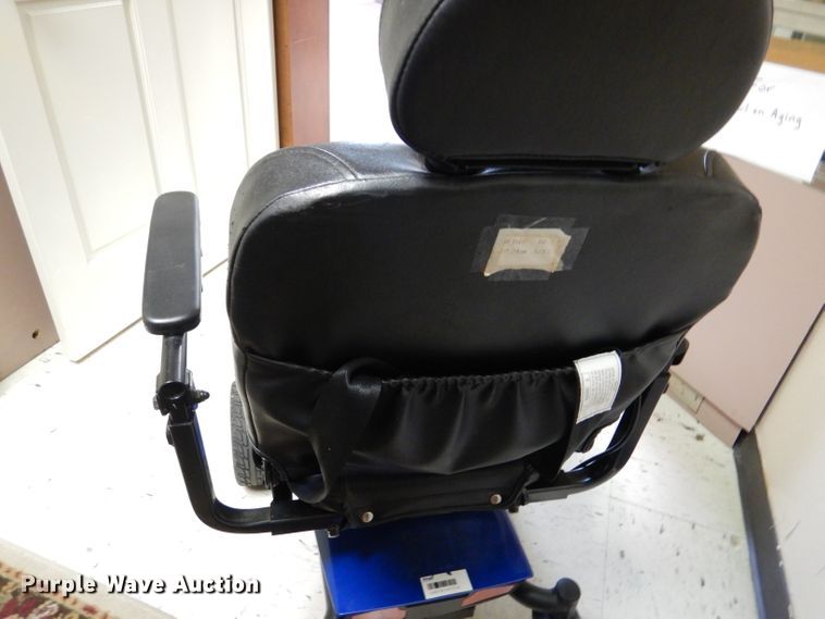 image for item GH9164 (2) powered wheelchairs