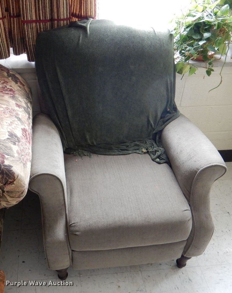 image for item GH9166 Furniture