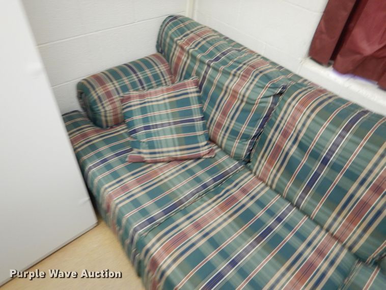 image for item GH9166 Furniture