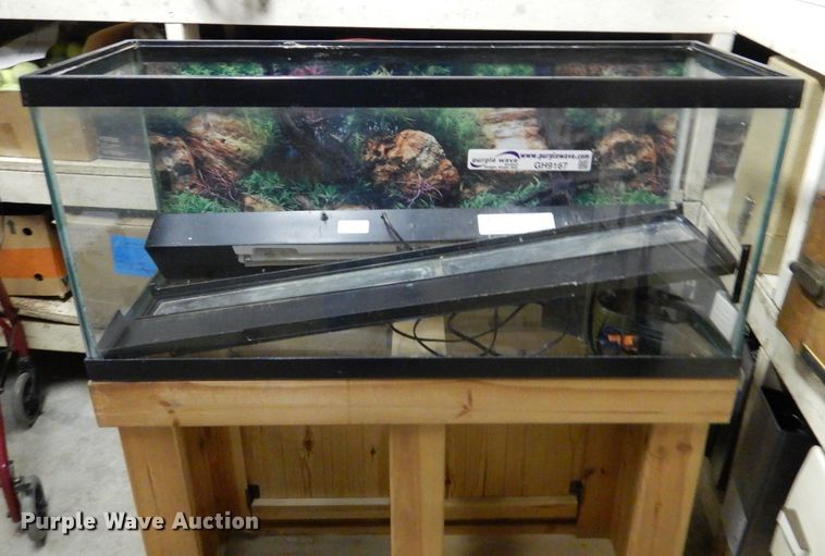 image for item GH9167 (2) fish tanks