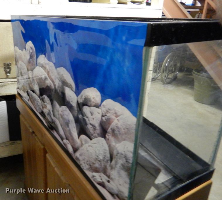 image for item GH9167 (2) fish tanks