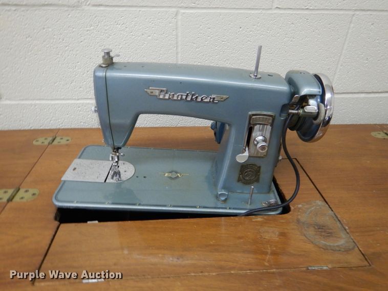 image for item GH9169 Brothers sewing machine