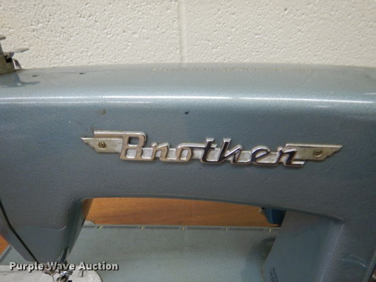 image for item GH9169 Brothers sewing machine