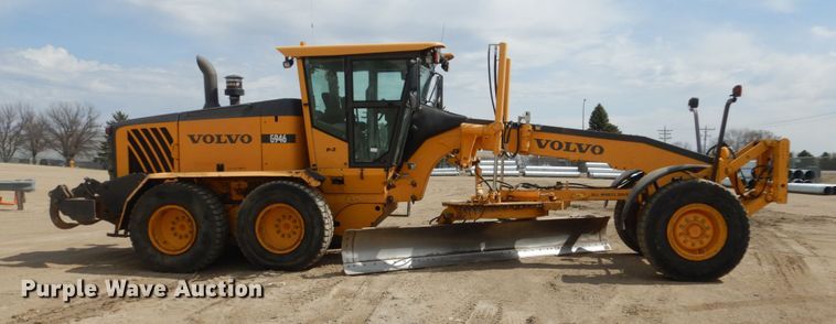 image for item HE9599 2011 Volvo G946  motor grader
