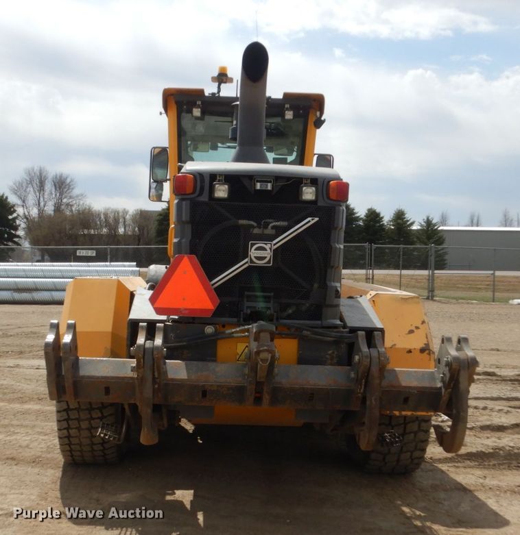 image for item HE9599 2011 Volvo G946  motor grader