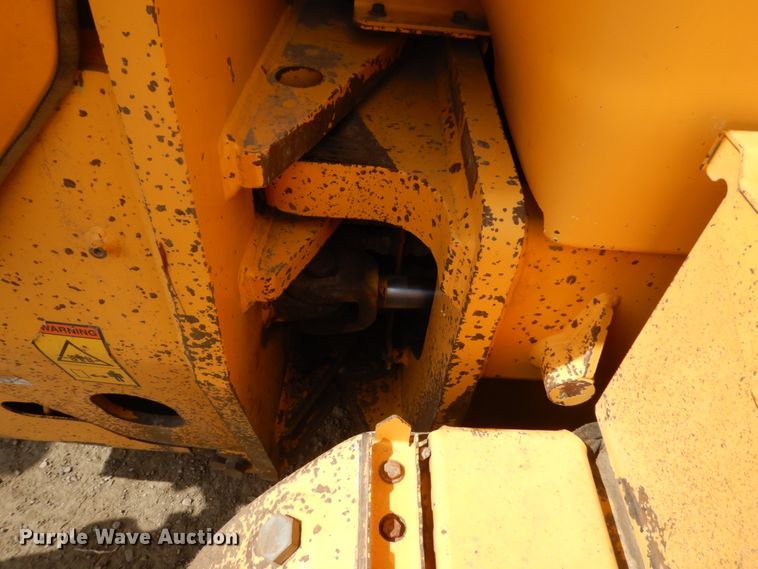 image for item HE9599 2011 Volvo G946  motor grader