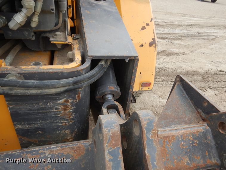 image for item HE9599 2011 Volvo G946  motor grader