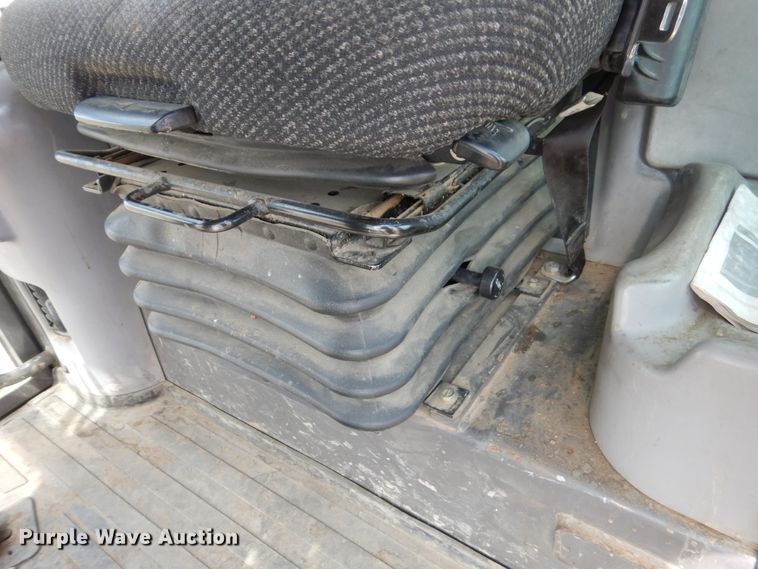 image for item HE9599 2011 Volvo G946  motor grader