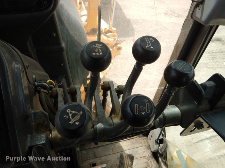 image for item HE9599 2011 Volvo G946  motor grader