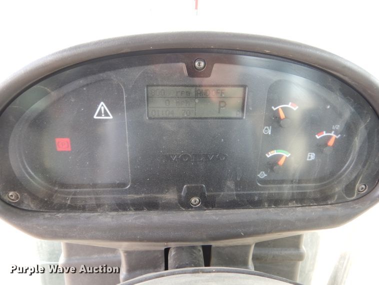 image for item HE9599 2011 Volvo G946  motor grader