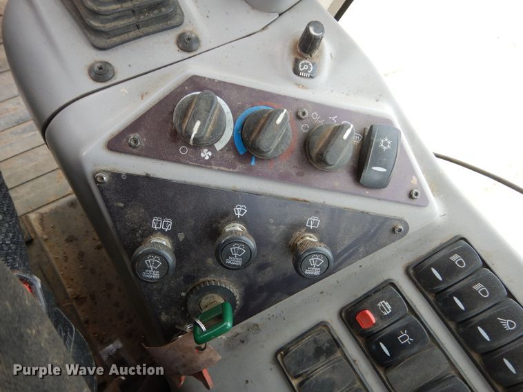 image for item HE9599 2011 Volvo G946  motor grader