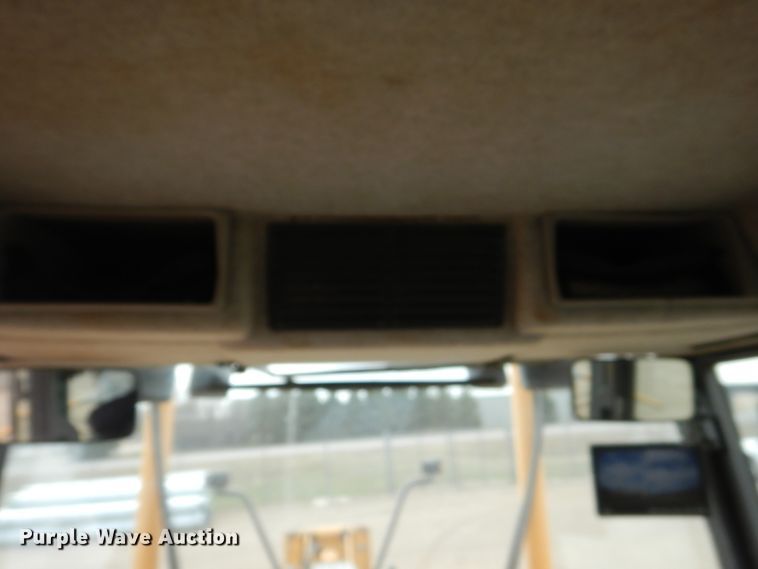 image for item HE9599 2011 Volvo G946  motor grader