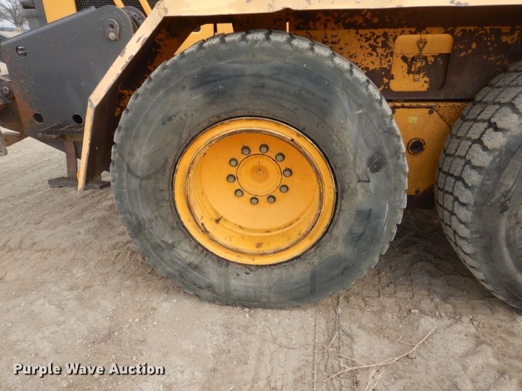 image for item HE9599 2011 Volvo G946  motor grader