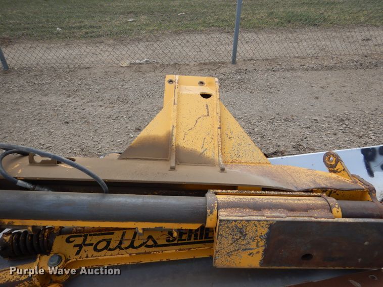 image for item HE9599 2011 Volvo G946  motor grader