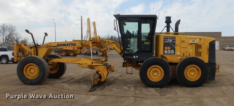 image for item HE9600 2008 Komatsu GD655-3E0  motor grader
