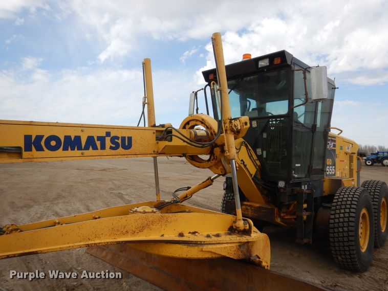 image for item HE9600 2008 Komatsu GD655-3E0  motor grader