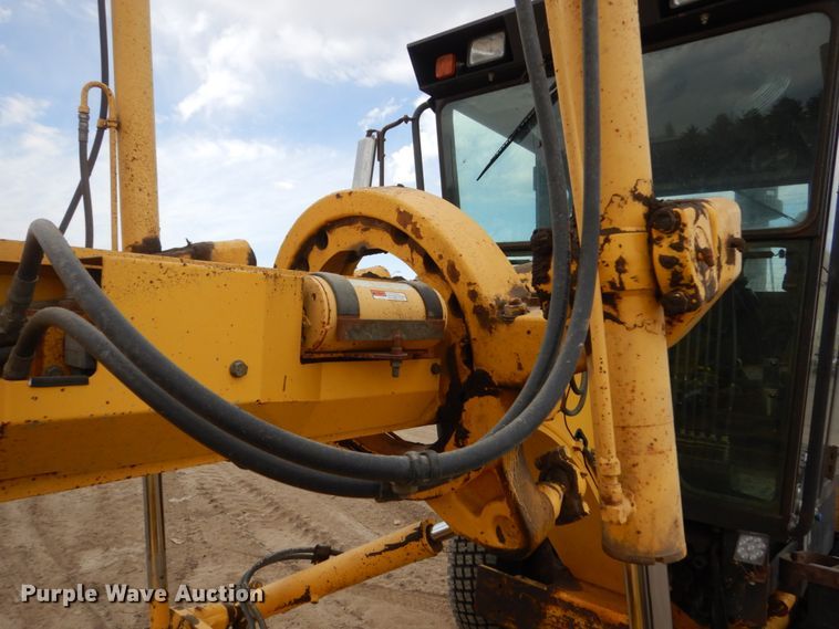 image for item HE9600 2008 Komatsu GD655-3E0  motor grader