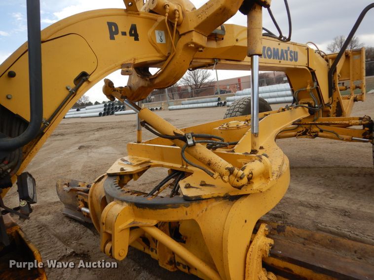 image for item HE9600 2008 Komatsu GD655-3E0  motor grader