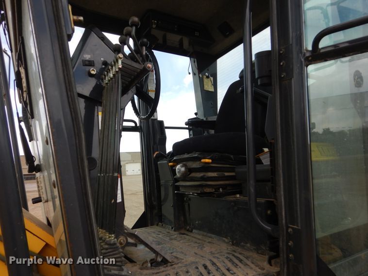 image for item HE9600 2008 Komatsu GD655-3E0  motor grader