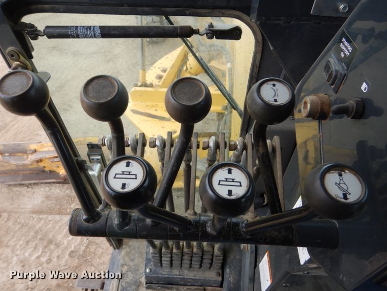 image for item HE9600 2008 Komatsu GD655-3E0  motor grader