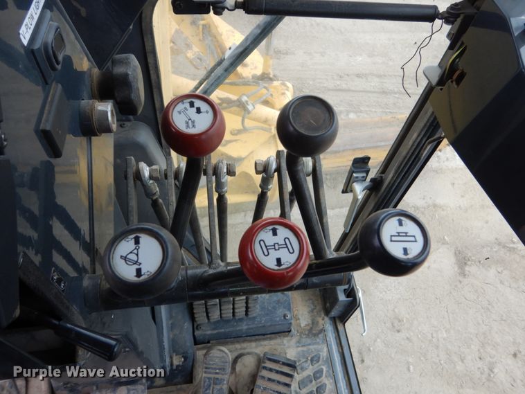 image for item HE9600 2008 Komatsu GD655-3E0  motor grader