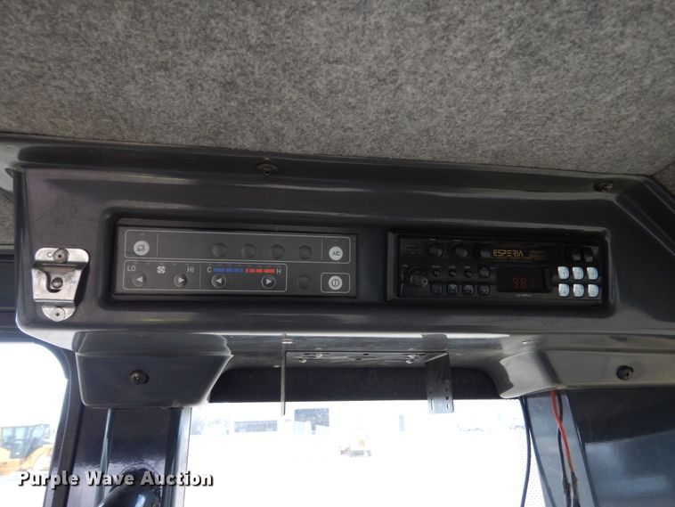 image for item HE9600 2008 Komatsu GD655-3E0  motor grader