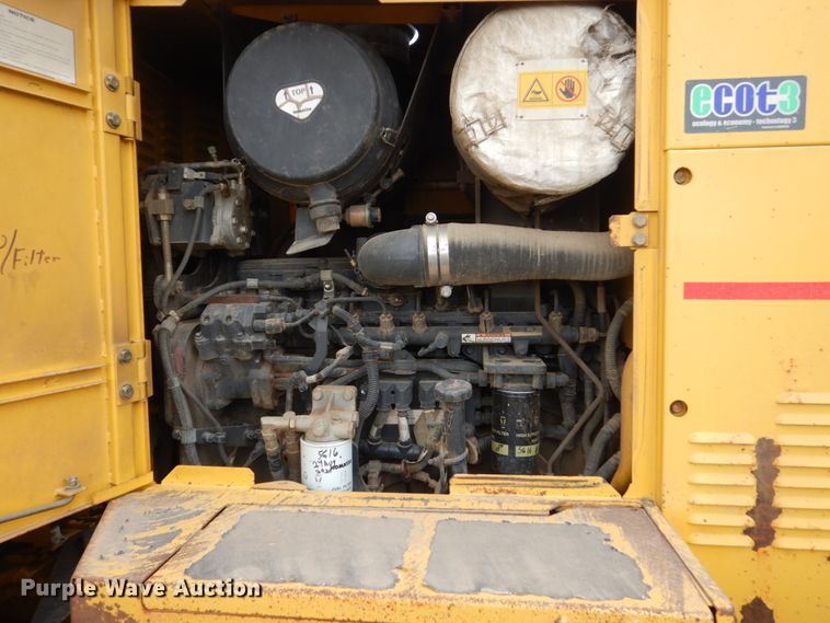 image for item HE9600 2008 Komatsu GD655-3E0  motor grader