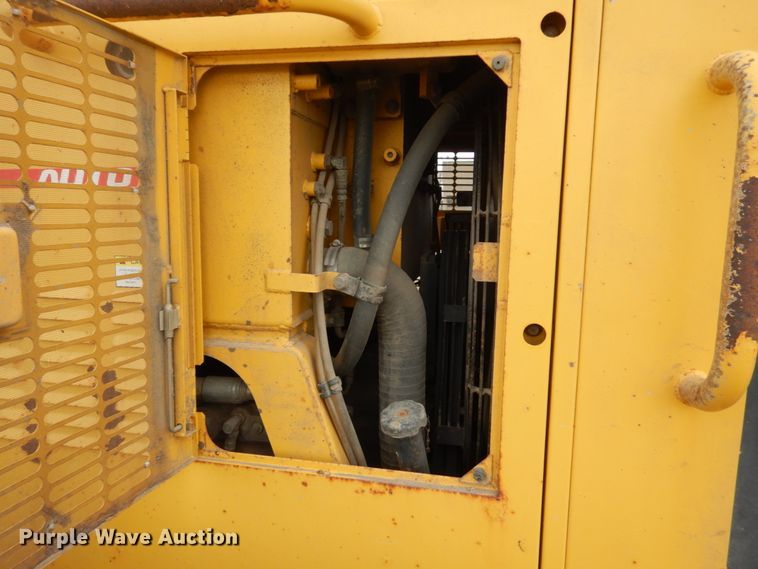 image for item HE9600 2008 Komatsu GD655-3E0  motor grader