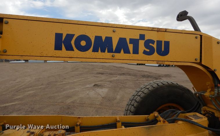 image for item HE9600 2008 Komatsu GD655-3E0  motor grader