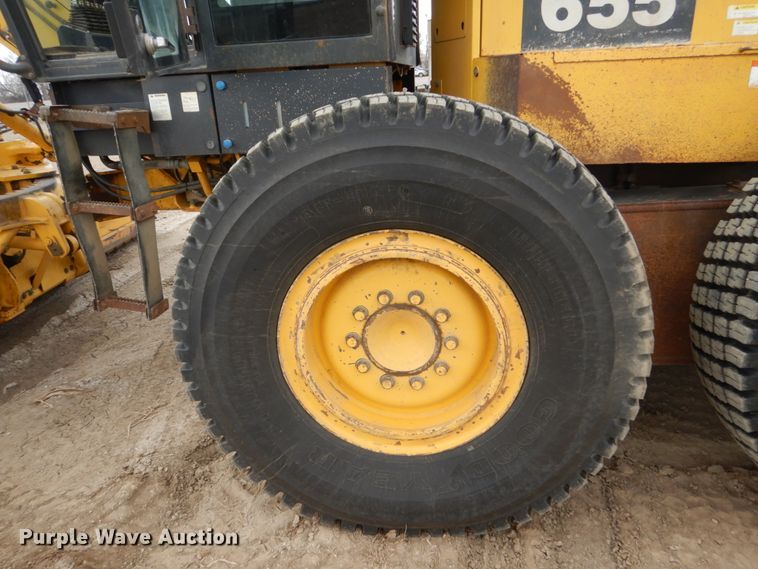 image for item HE9600 2008 Komatsu GD655-3E0  motor grader