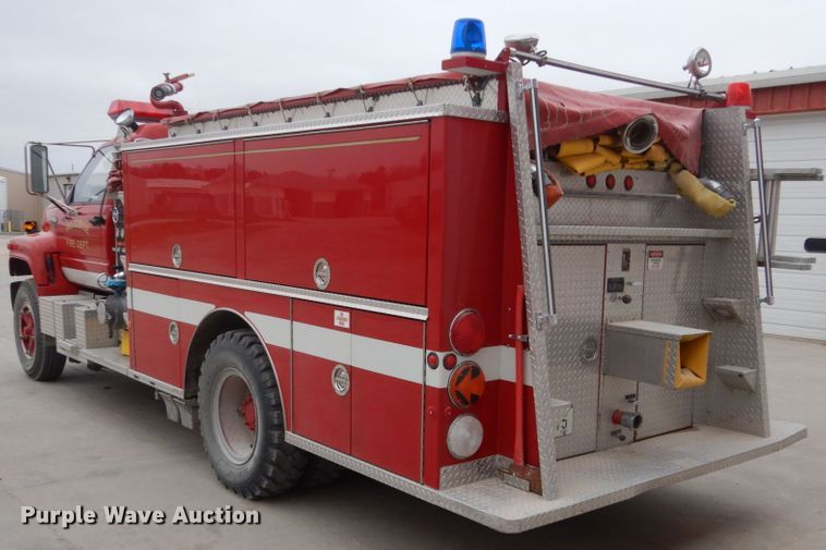 image for item HE9619 1993 GMC TopKick C5500  pumper fire truck