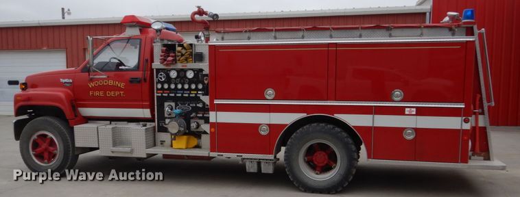 image for item HE9619 1993 GMC TopKick C5500  pumper fire truck