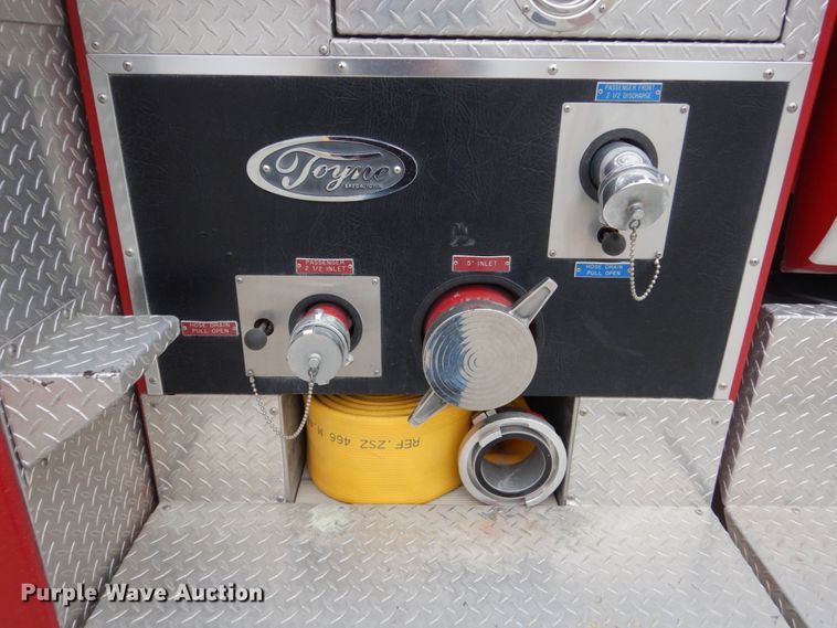 image for item HE9619 1993 GMC TopKick C5500  pumper fire truck