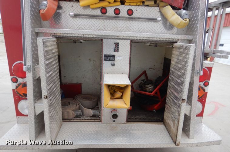 image for item HE9619 1993 GMC TopKick C5500  pumper fire truck