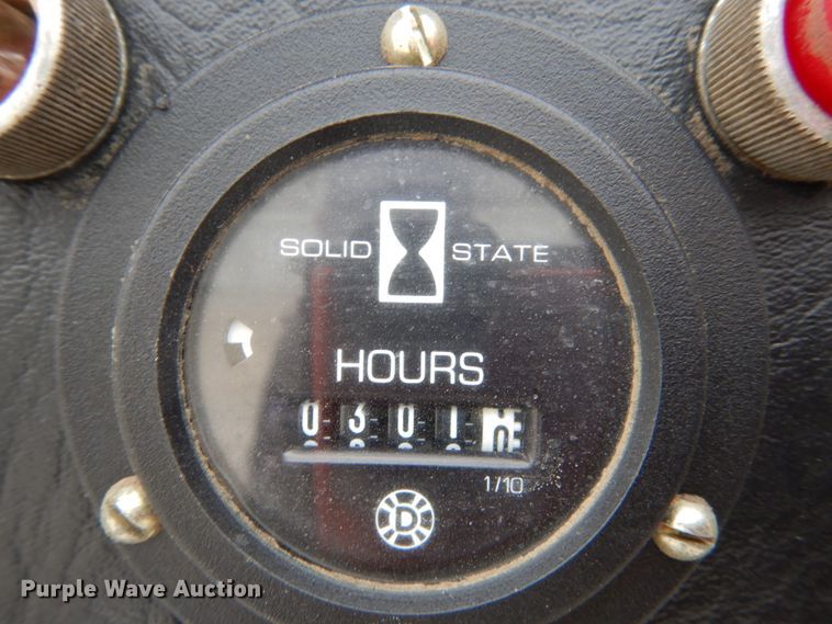 image for item HE9619 1993 GMC TopKick C5500  pumper fire truck